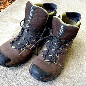 La Sportiva Ultra Raptor II Boots – Men’s Size 9.5